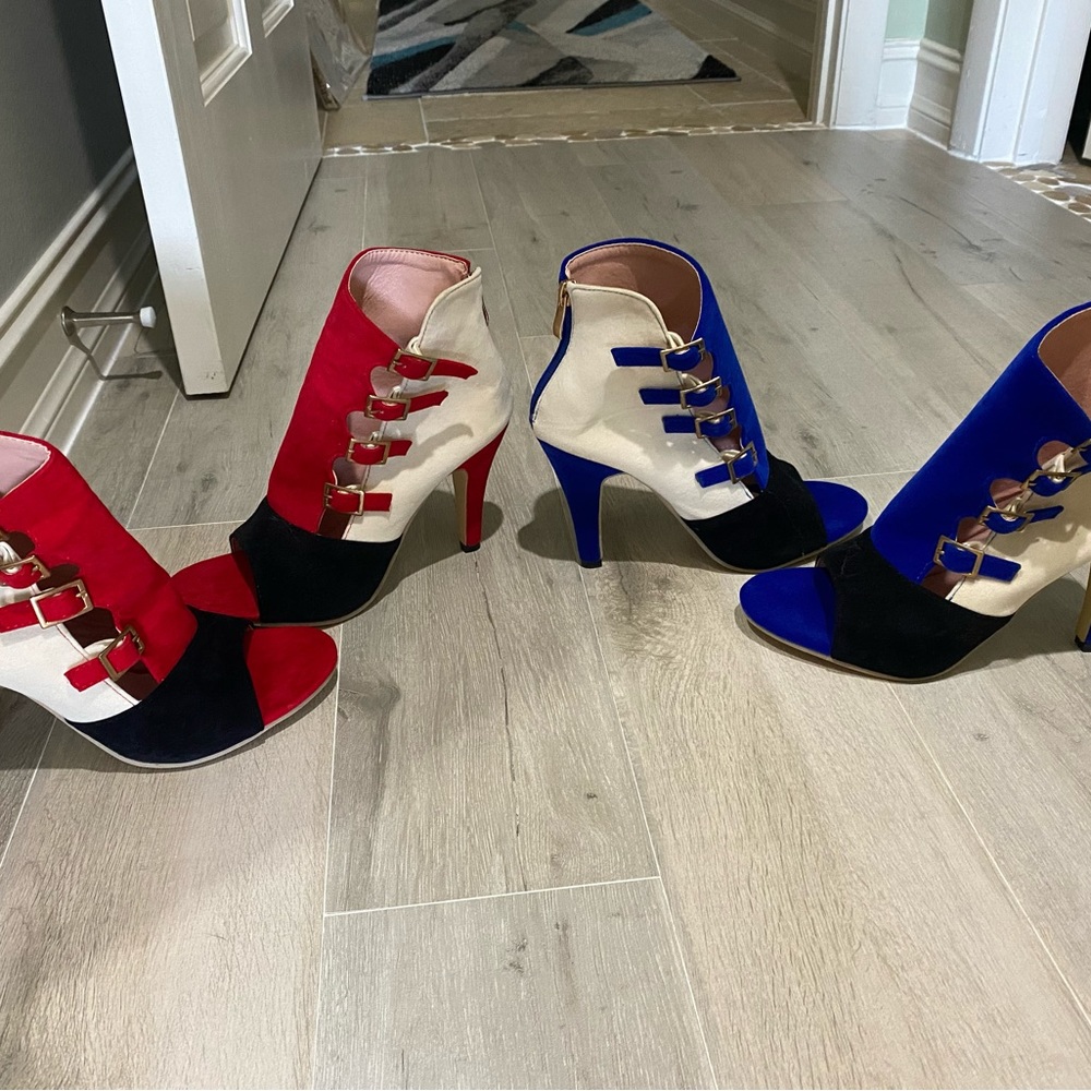 4 inch heels. Brand new! Size 8.5